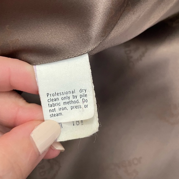 Vintage JORDACHE Faux Fur Coat - Picture 6 of 15